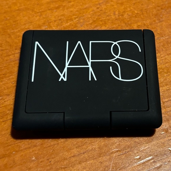 NARS Orgasm Blush - Picture 4 of 16